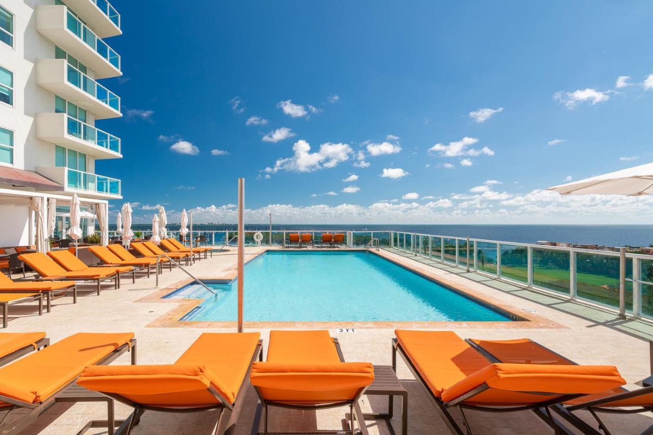 Ocean View Balcony Steps From Restaurants, Peacock Park & Marina Villa Miami Buitenkant foto